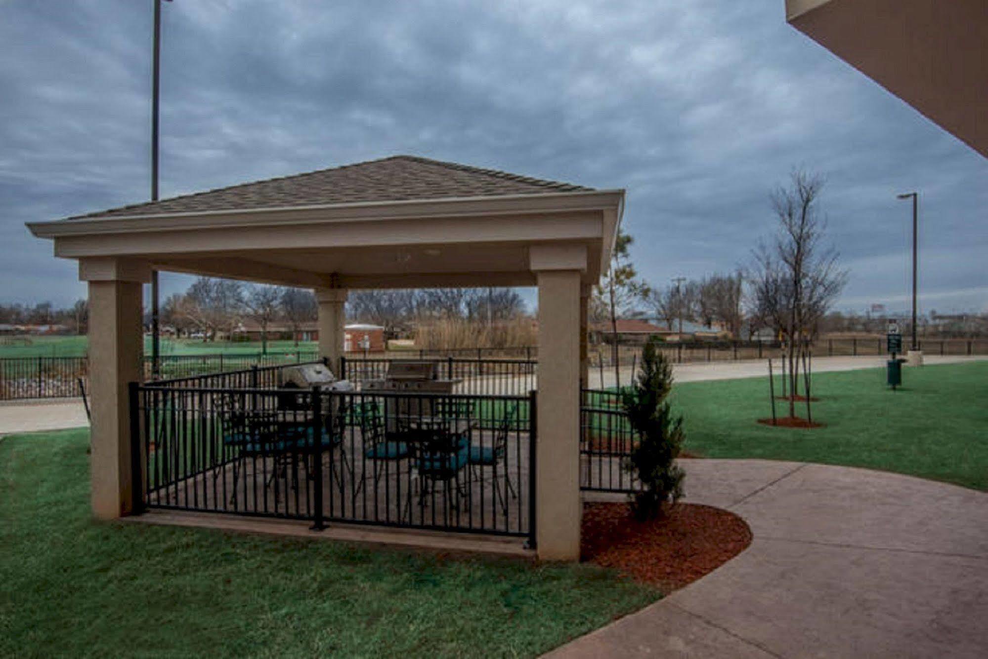 Candlewood Suites Del City By Ihg Exteriér fotografie